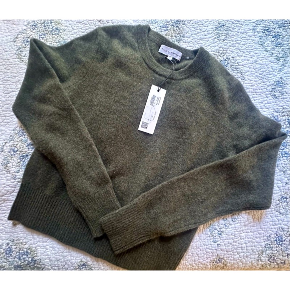 WHITE + WARREN — Cashmere Shrunken Crewneck Sweater